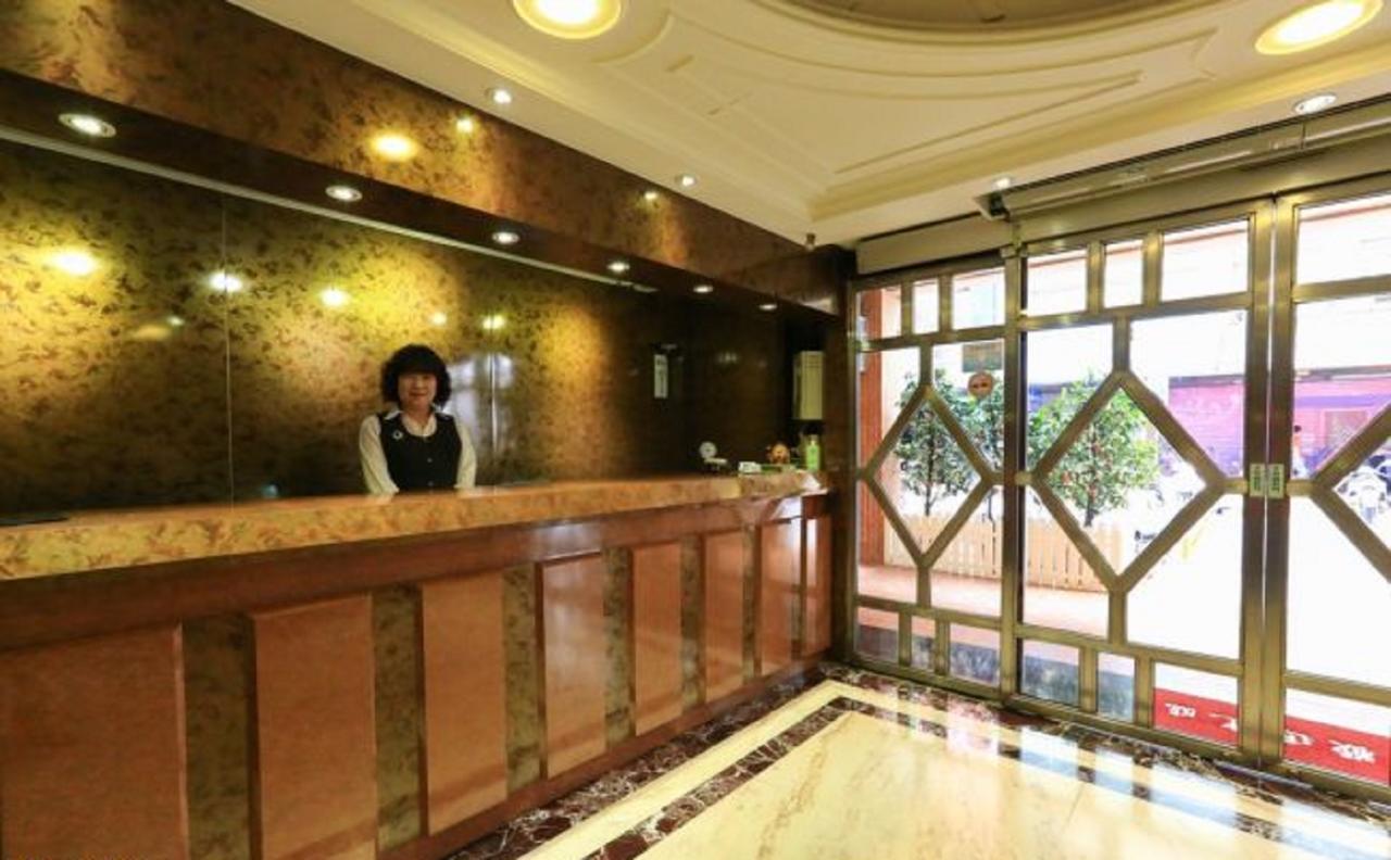 Red Cabin Inn Taipei Exterior foto